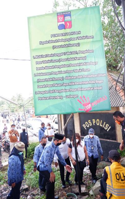 Komisi I DPRD Kora Bogor bersama Pemkot Bogor saat tinjau Pasar Induk Kemang.